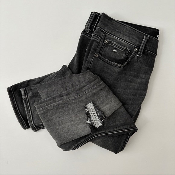 Express black distressed skinny legging jeans 🖤 - Picture 2 of 5